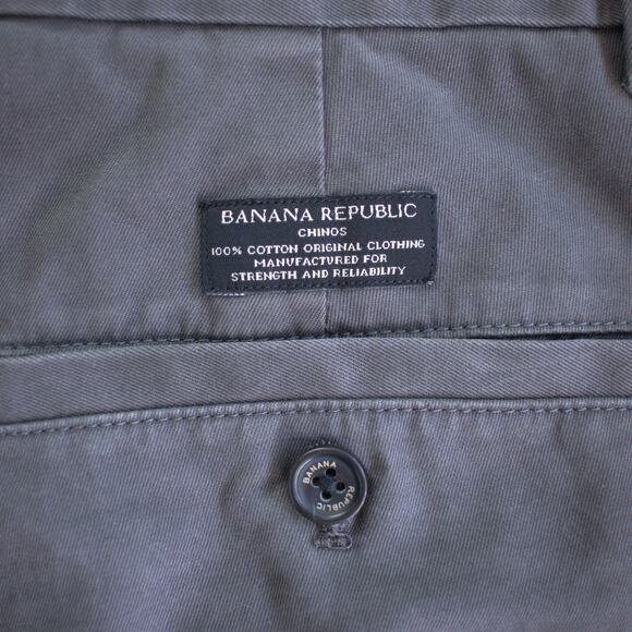 Banana Republic Men's 32x32 Gray Straight Leg Chinos - Picture 3 of 7
